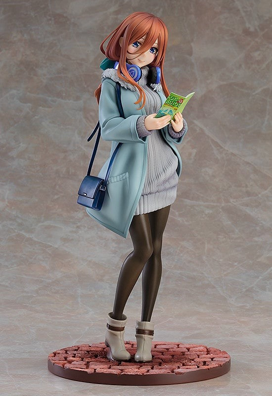 Good Smile Company The Quintessential Quintuplets ∫∫ 1/6 Series: Miku Nakano: Date Style Ver.