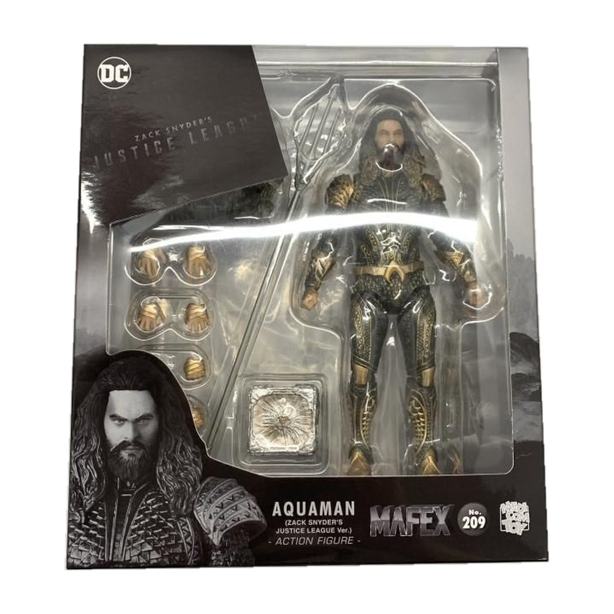 MAFEX No.209 AQUAMAN (ZACK SNYDER'S JUSTICE LEAGUE Ver.) — package reference photo, white background | 102d997f2cf20861